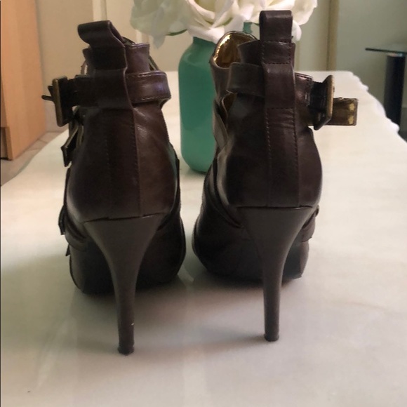 Pink Duchess high heels with peep toe - Picture 5 of 5